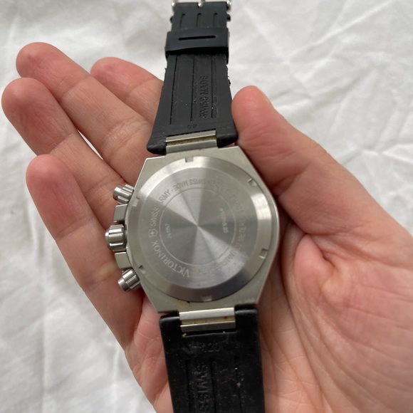 Victorinox Swiss Army Watch - Picture 4 of 4